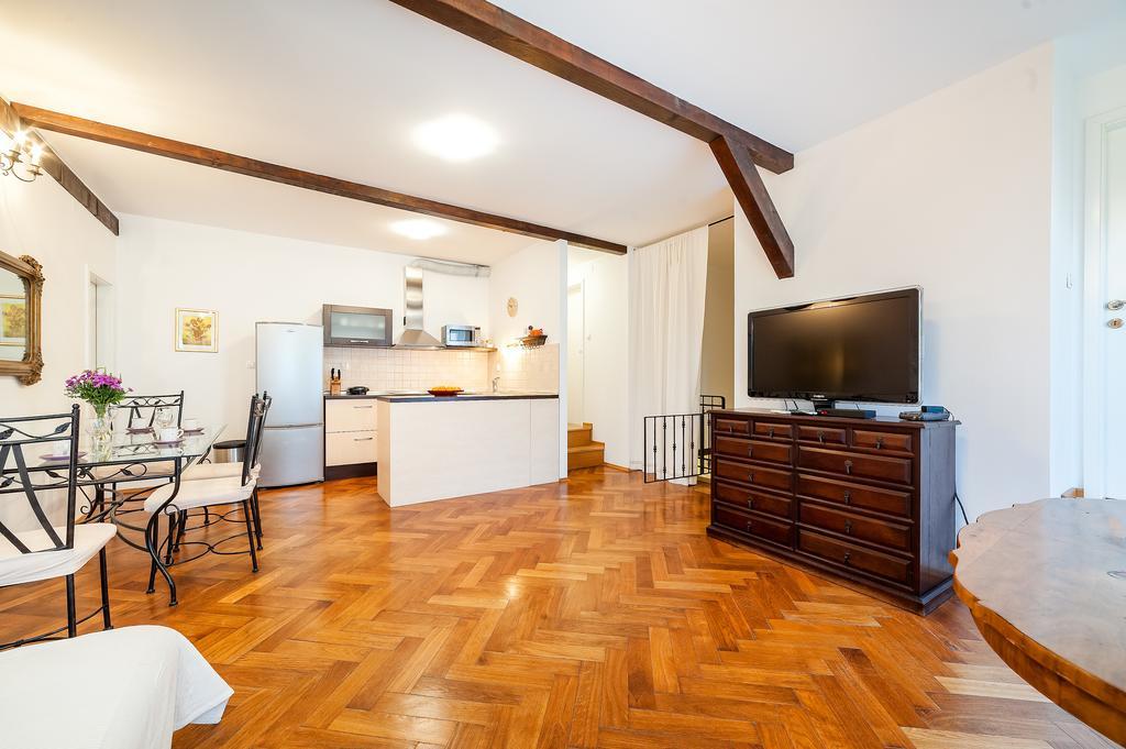 Apartment Heart Of The City 希贝尼克 外观 照片